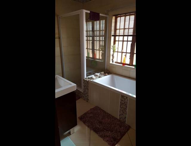 16.10HA FARM FOR SALE IN ZANDFONTEIN AH